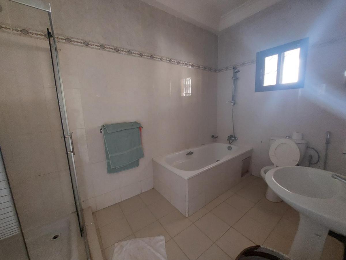 Villa Jade Дакар Екстериор снимка