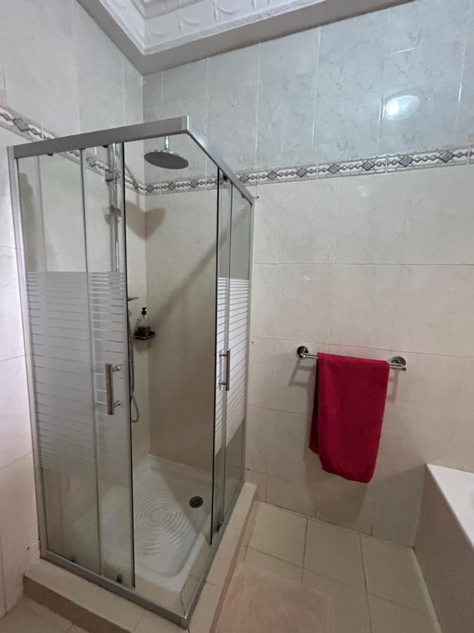 Villa Jade Дакар Екстериор снимка