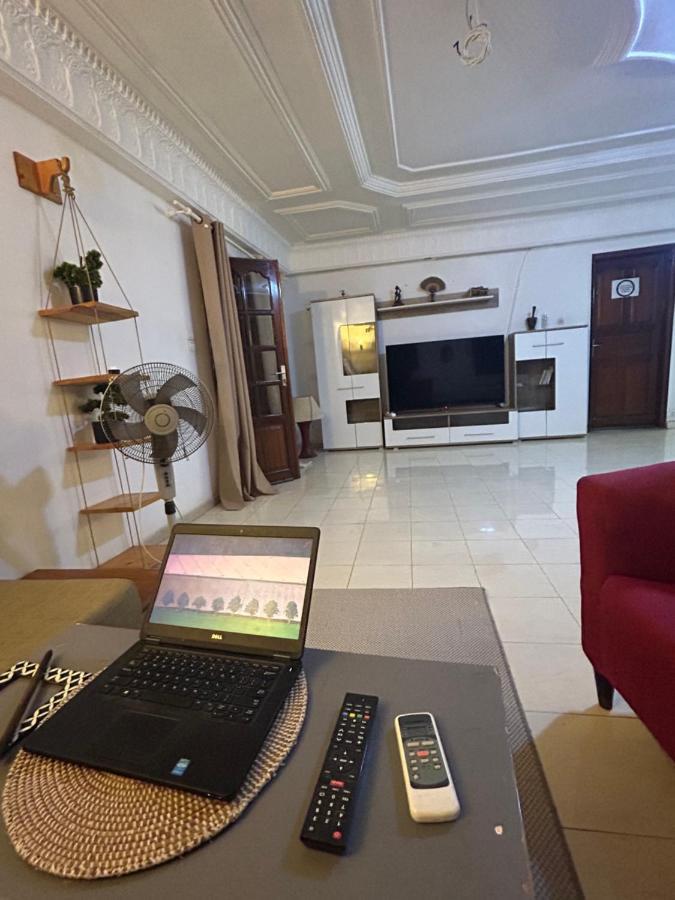 Villa Jade Дакар Екстериор снимка